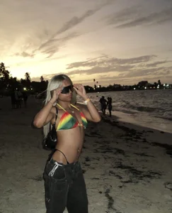 andyy_x 💛❤️💚 Foto 2