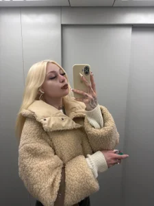 AngelinaTous Public Bilde 5