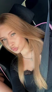 elizabeth_bad Public 사진 5