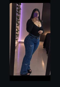 VOLUPTUOUS AND VERY PLEASANT GIRL