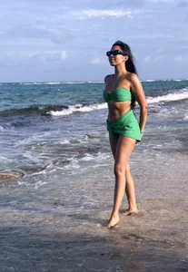 aprilalen Vacation 2025 🌴🥥 Foto 2