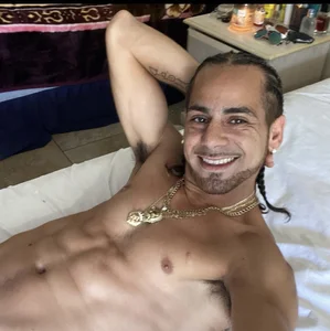 freakyPR kullanıcısının Different braid style albümü -  2 fotoğraf