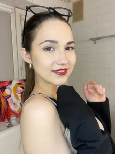 LeenaPuita Do you like strict style? Pic 7