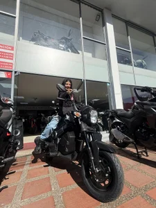 ura_laurapanda Motocicleta 🏍️🏍️🏍️ slika 4