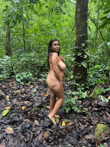 Horny-Mommy-Dirty outdoor Pic 8