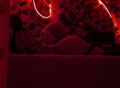 DahliaVex_ ❤️💙 Pic 4