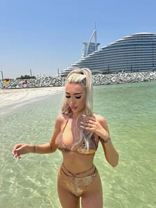 LunaVibes_のSpicy blondieの 4枚の写真