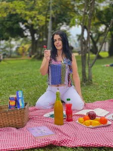 Chanel_Morgaan a very attractive picnic🎀🔥 slika