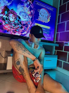 🎮🚀 de Max_Zambler  7 Imagens