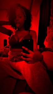 QuinnStarr PrettyGirl Pic 5