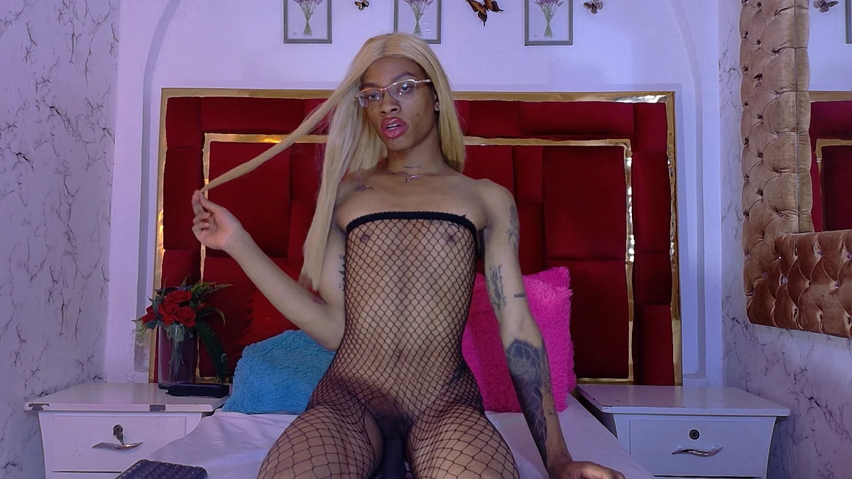 TiffannyValentine Trending Plaatje 7455