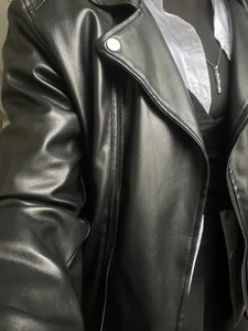 Leather de NoahWhitte  2 Imagens