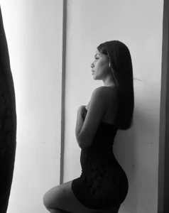 kharelys_777 READY TO WORSHIP YOUR SEXY QUEEN!👑💋 Foto 6