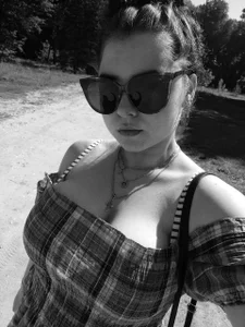 HowledDuty Soft Curves, Warm Nights Bilde