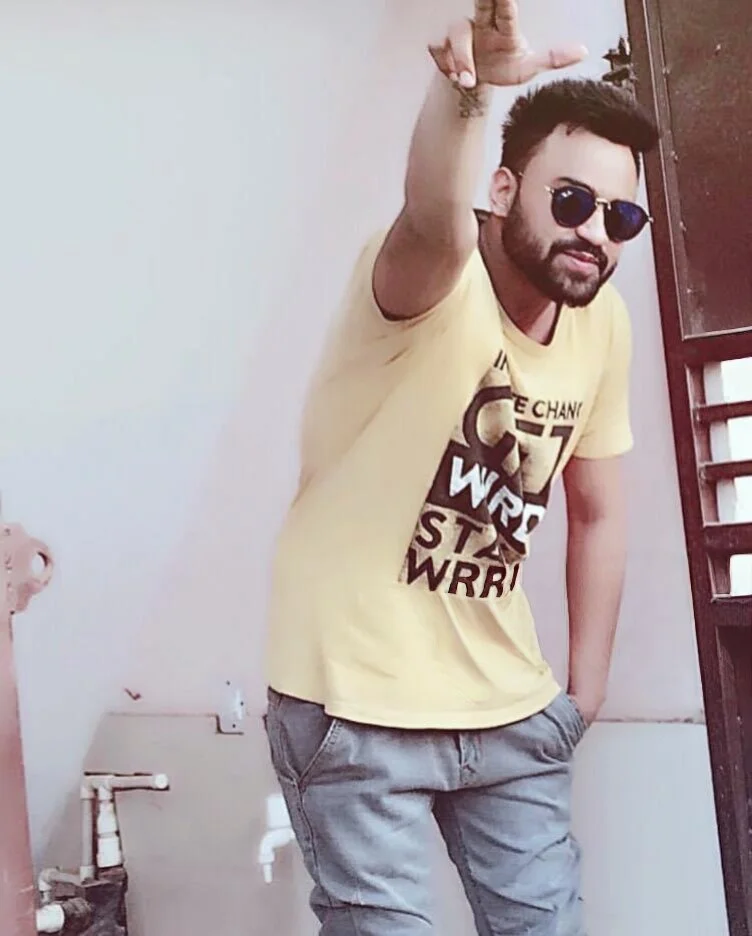 RIYAAJAAN Δημοφιλής εικ όνα 1440