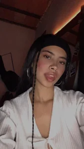 Miahotcs1Public Bild 2