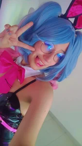 mitsuri_nyxRabbit Miku 💙🩷🖤图片 8