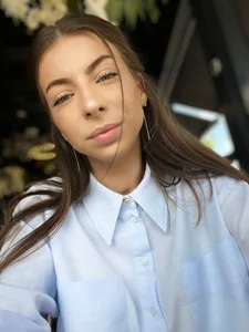 Mia_Ethan Public Pic 4