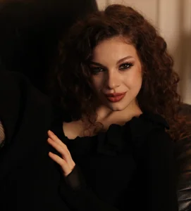 IconDoll 🚬 Pic