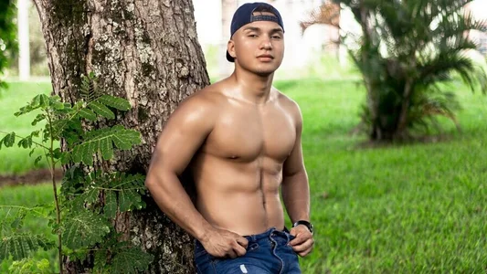 maykolreus guy sexy Pic