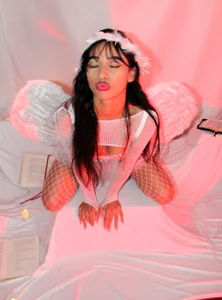 Angel or Demon?😈😇 de madelyandjonthpri  3 Imagens