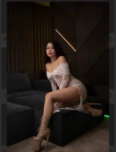 Eva_wett Photo in heels Pic