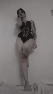 Sara_Turner Public slika 3