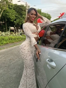 sweetsarabig22cm: Me New Car ❤️🚗 ( 7 фото)