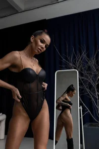 StripBianka Public Pic 6