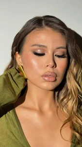 KayloHitachi Public Kuva