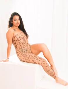 MailynFoxx sexy leopard Pic 5