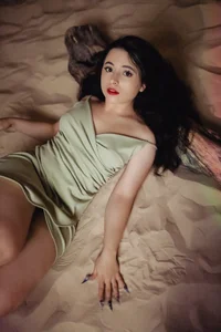 Lina_twin Public Pic 5