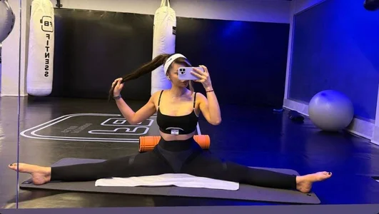 MishelVine My live Pic 4