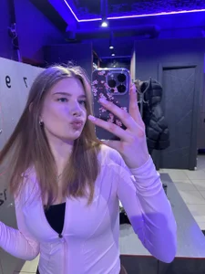 elizabeth_bad Public 사진