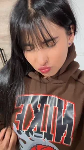 Violetta_stonPublic图片 2