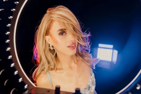 Pretty & sexy🔥 de NoahVidall  3 photos