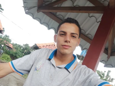 davidcesar99 Yo Pic 4
