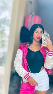 Public od Skinny_Pretty_01  snímek