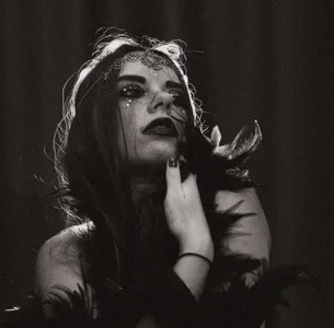 Poor_Liza Public  8. fénykép