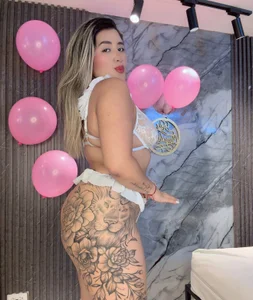 julietha_taylor happy birthday to me Pic 5