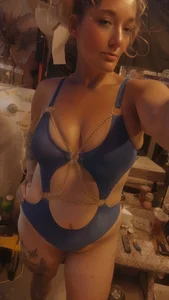 SnowBunny1224: Me 😘 ( 6 фото)