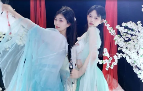 Banana-Milk69 Public Gambar 5