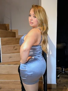 Anto_Thompson Un toque de satín y mucha elegancia para tu tarde✨ slika 4