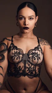 Deesse-Moona Public Immagine  4