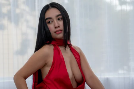 Zdjęcia SiennaLorens They say good things come to those who wait, but the best is already here.💕:  4