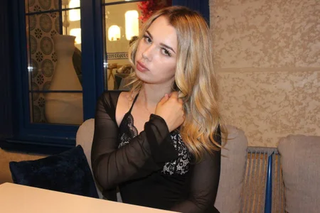 Casual Moments de MeaganRisewick  2 Imagens