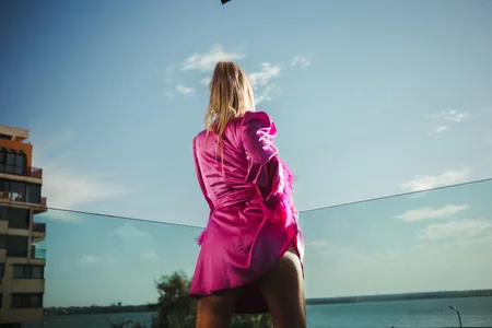 Public de LucyBridgette  2 Imagens