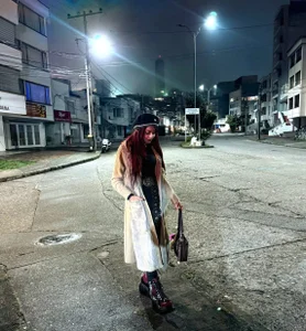 AntonellaEscudero kullanıcısının After Dark Vibes albümü -  5 fotoğraf