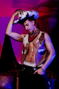 Santi_Williams: HALLOWEEN 🎃🔥 ( 6 фото)