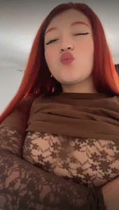 Kari_leonXXX Public Pic